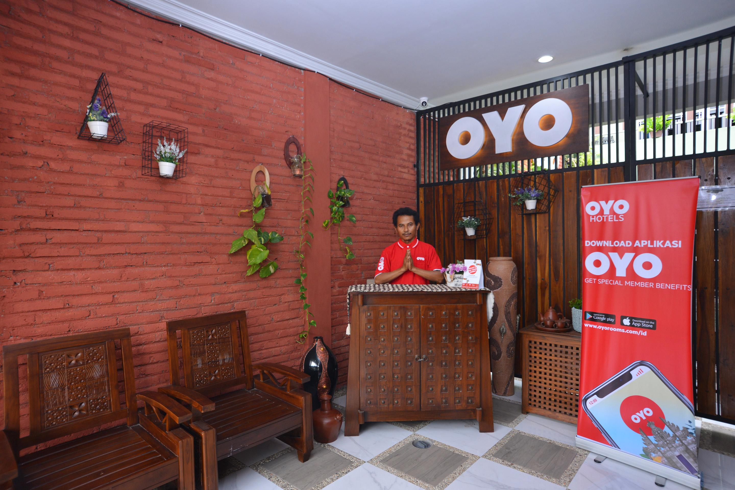 Готель Oyo 583 Puri Gejayan Asri Syariah Kejayan Екстер'єр фото